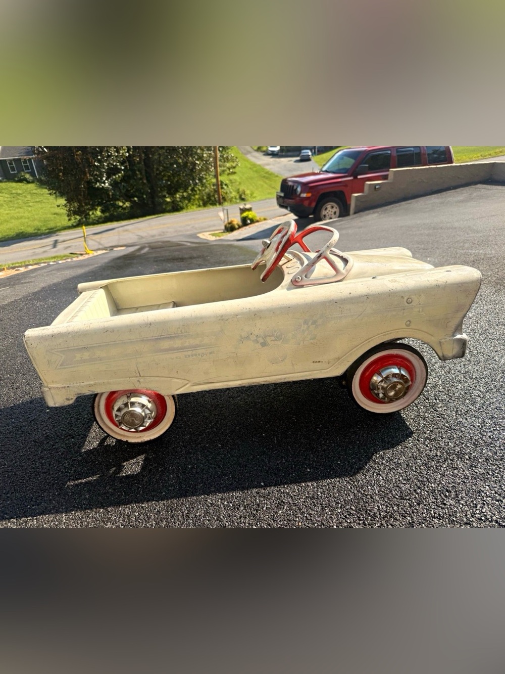 **Vintage Murray "Happy Time" Pedal Car** Vintage 1950s-60s Murray "Happy Time"
